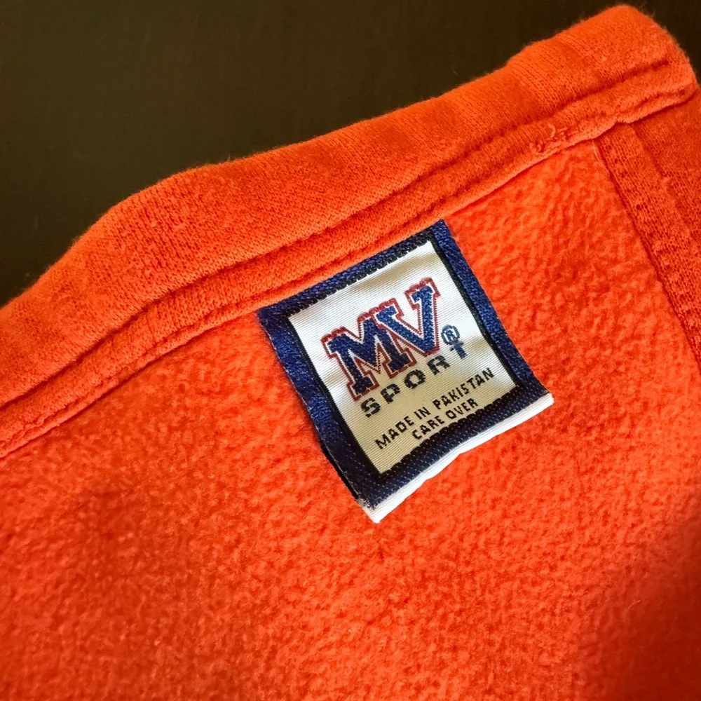 MV Sport soft fleece